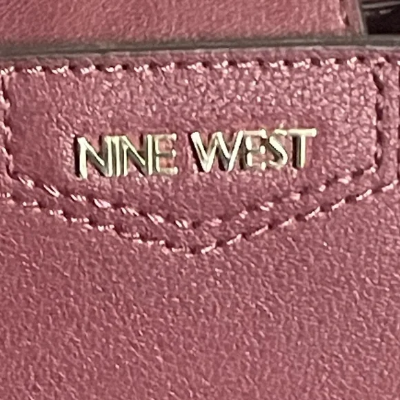 Nine West Burgundy Purse / Hand Bag - Picture 14 of 14